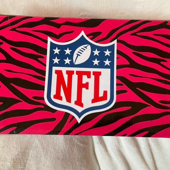 EUC Denver Broncos Women's Gladiator Sandals size 7 - Picture 5 of 7